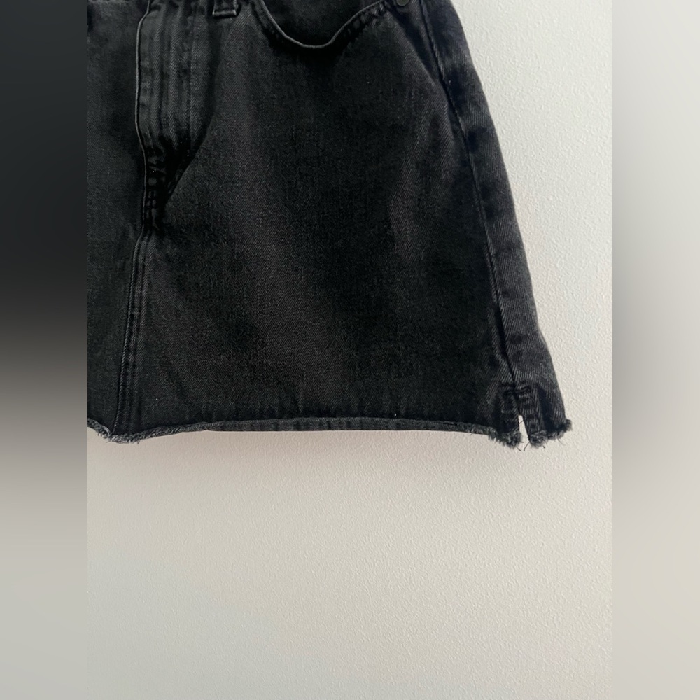 Madewell Black Denim Mini Skirt Size 26 - Picture 3 of 6